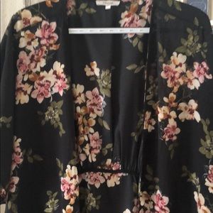 Maurices Other - Maurices kimono // size s/m // black w/flowers Maurices Other - Maurices kimono // size s/m // black w/flowers